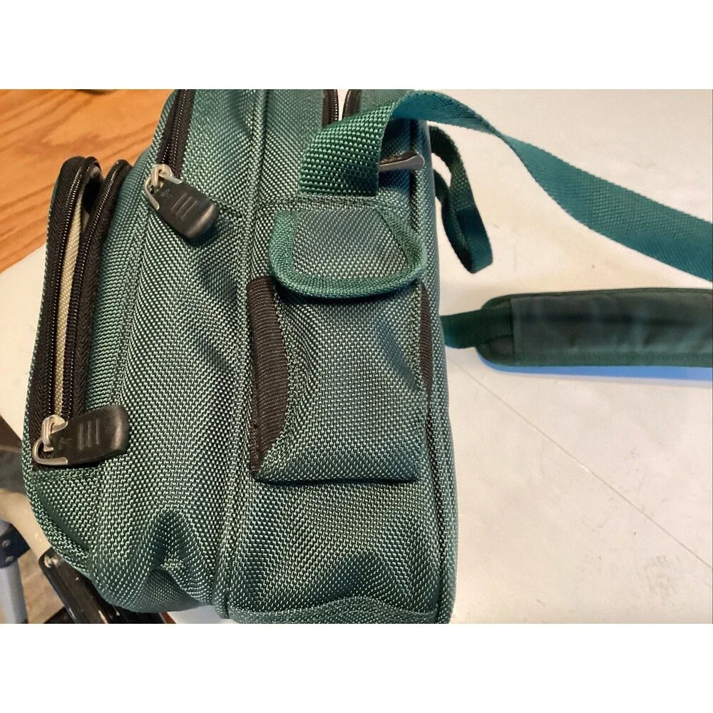 Ricardo Beverly Hills excellent preowned